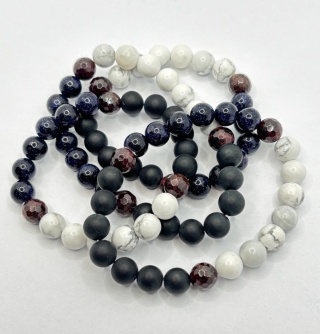 Bransoletka z granatem,obsydianem,noc kairu,howlitem