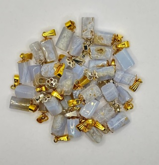 Zawieszka z chalcedonem