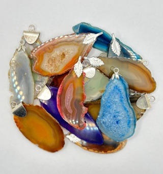 Zawieszka z agatem - plaster - ozdobny uchwyt