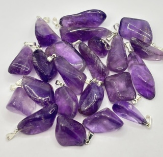 Zawieszka z ametystem - bębniak