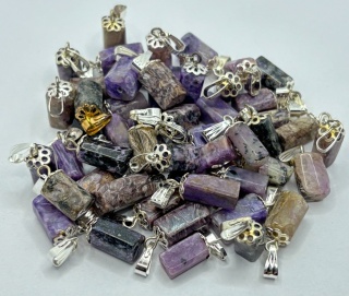 Zawieszka z czaroitem