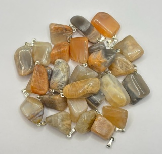 Zawieszka z kamieniem księżycowym - bębniak - 32 mm