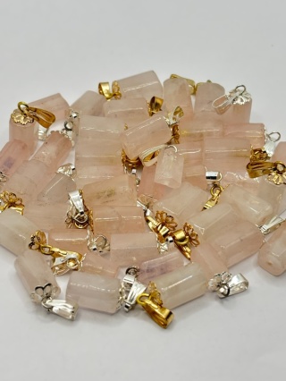 Zawieszka z kwarcem różowym - walec - 23 mm