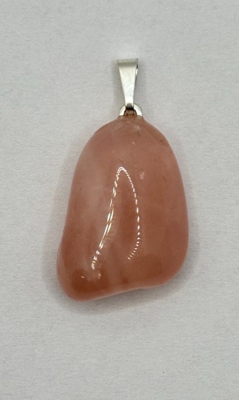 Zawieszka z kwarcem różowym - bębniak - 30 mm