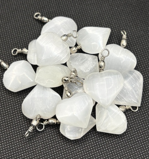 Zawieszka z selenitem