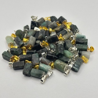 Zawieszka ze szmaragdem