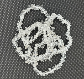 Bransoletka z kryształem górskim