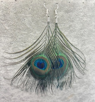 Kolczyki z pióra pawia