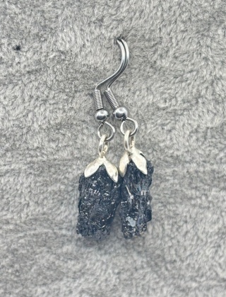 Kolczyki z węglikem krzemu