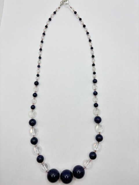 Naszyjnik z nocą kairu i kryształem górskim