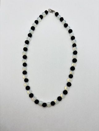 Naszyjnik z opalitem i lawą