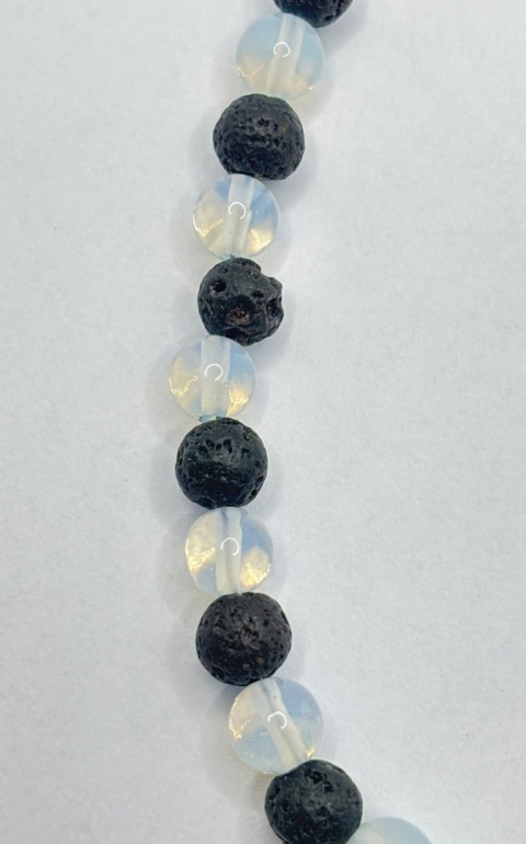 Naszyjnik z opalitem i lawą