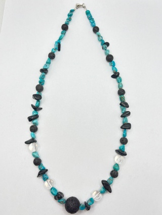 Naszyjnik z turkusem,kryształem górskim,lawą wulkaniczną