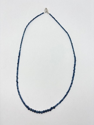 Naszyjnik z szafirem