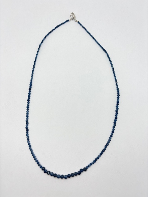 Naszyjnik z szafirem