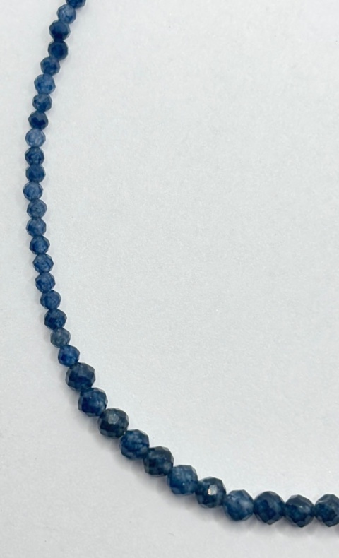 Naszyjnik z szafirem