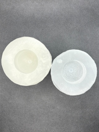 Świecznik selenitowy