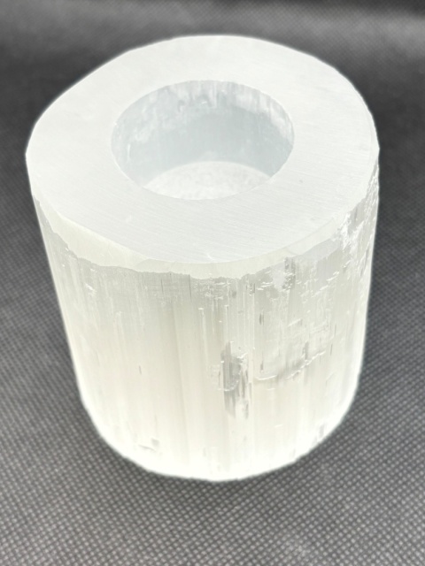 Świecznik selenitowy