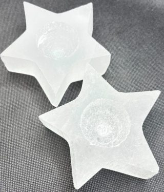 Świecznik selenitowy