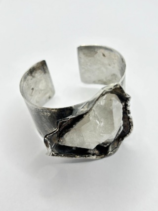 Bransoletka z kryształem górskim