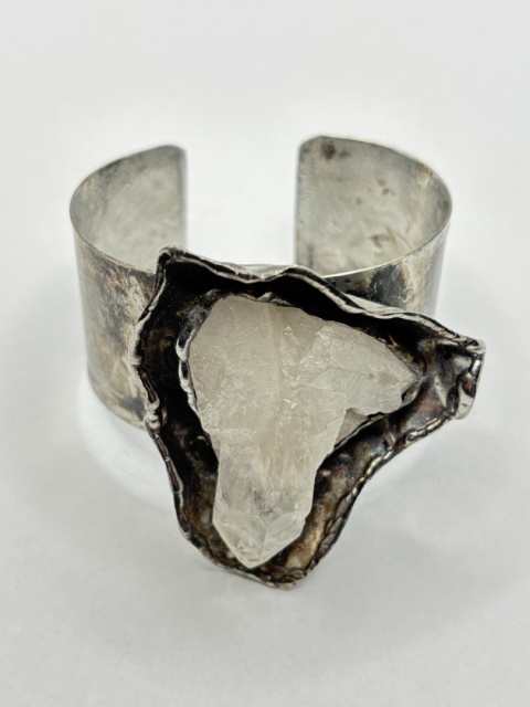 Bransoletka z kryształem górskim