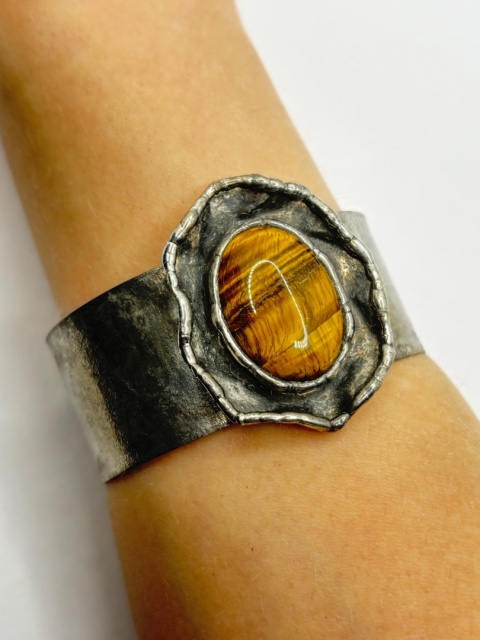 Bransoletka z tygrysim okiem