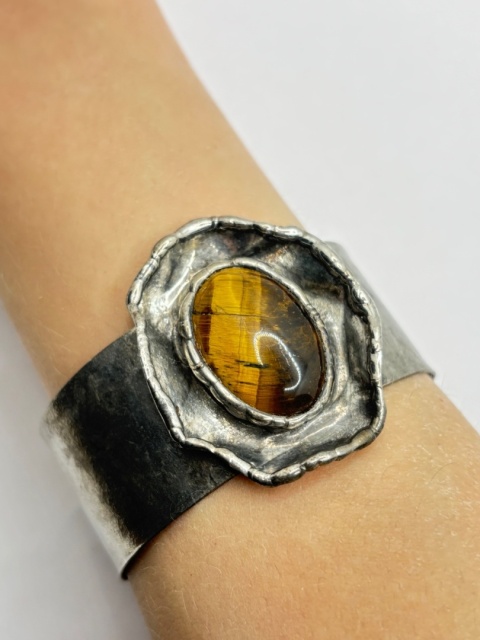 Bransoletka z tygrysim okiem