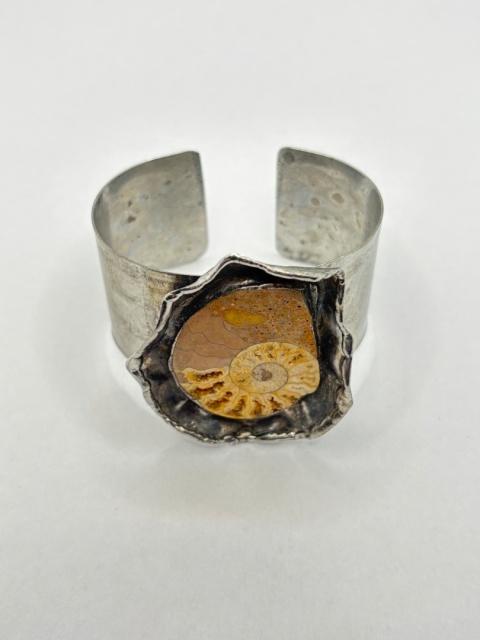 Bransoletka zamonitem