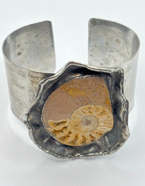 Bransoletka zamonitem