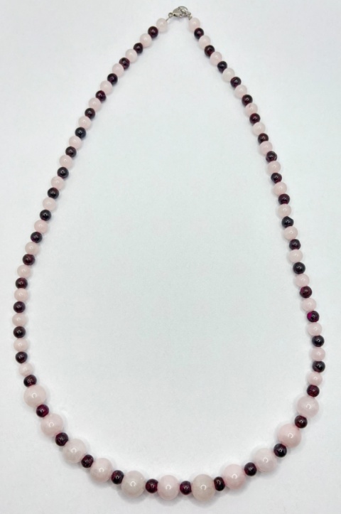 Naszyjnik z kwarcem różowym