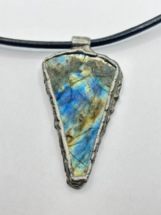 Naszyjnik z labradorytem