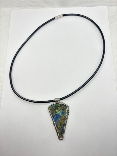 Naszyjnik z labradorytem