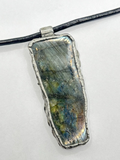 Naszyjnik z labradorytem