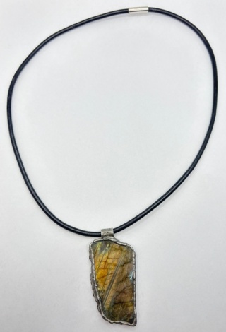 Naszyjnik z labradorytem