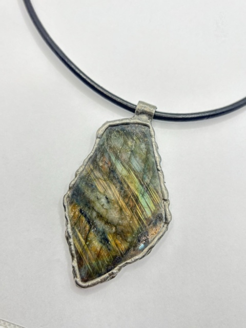 Naszyjnik z labradorytem