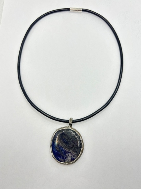 Naszyjnik z sodalitem