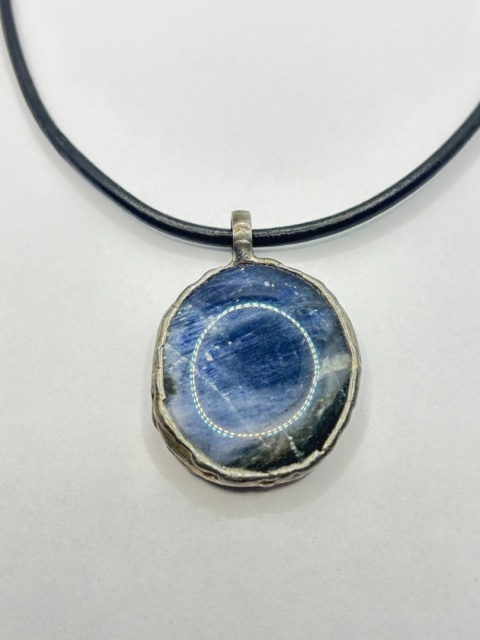 Naszyjnik z sodalitem