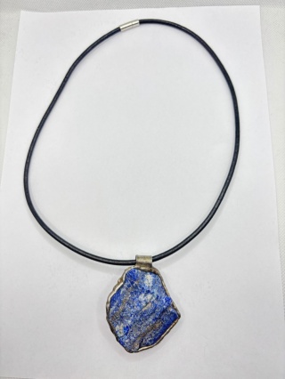 Naszyjnik z sodalitem