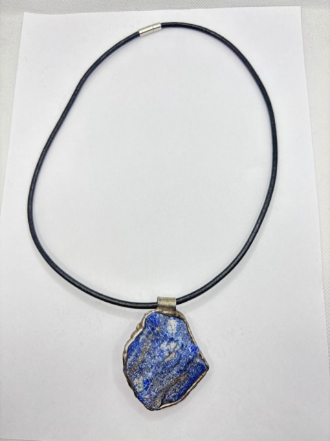 Naszyjnik z sodalitem