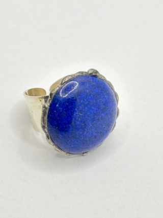 Pierścionek z lapisem lazuli