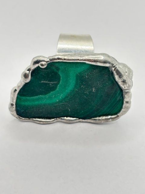 Pierścionek z malachitem