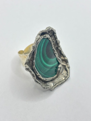 Pierścionek z malachitem