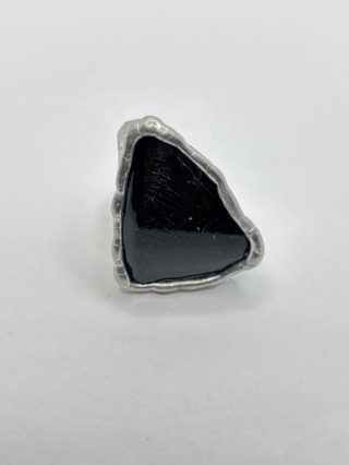 Pierścionek z obsydianem