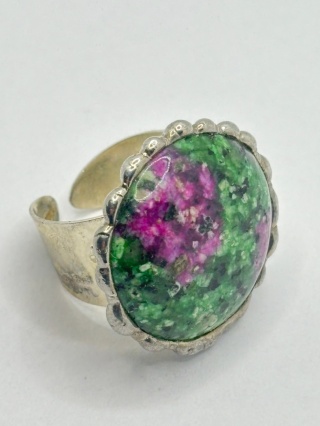 Pierścionek z zoisytem