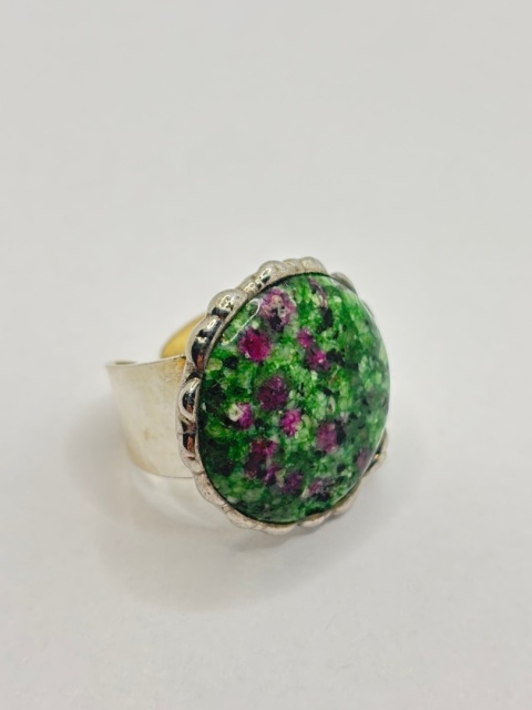 Pierścionek z zoisytem