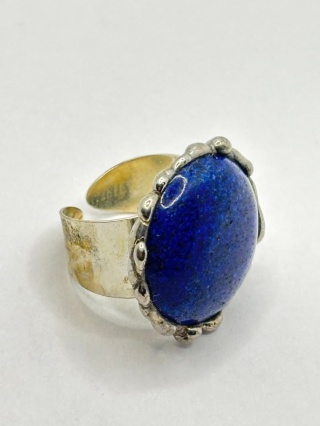 Pierścionek z lapisem lazuli