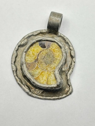 Zawieszka z amonitem