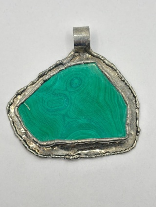 Zawieszka z malachitem