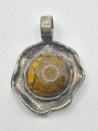 Zawieszka z tygrysim okiem