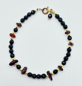 Bransoletka z granatem, onyksem